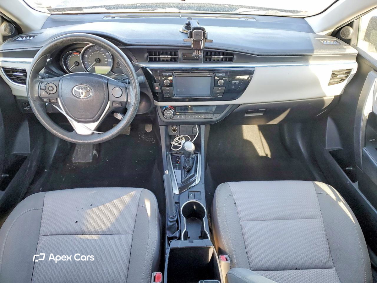 Toyota Corolla 2015