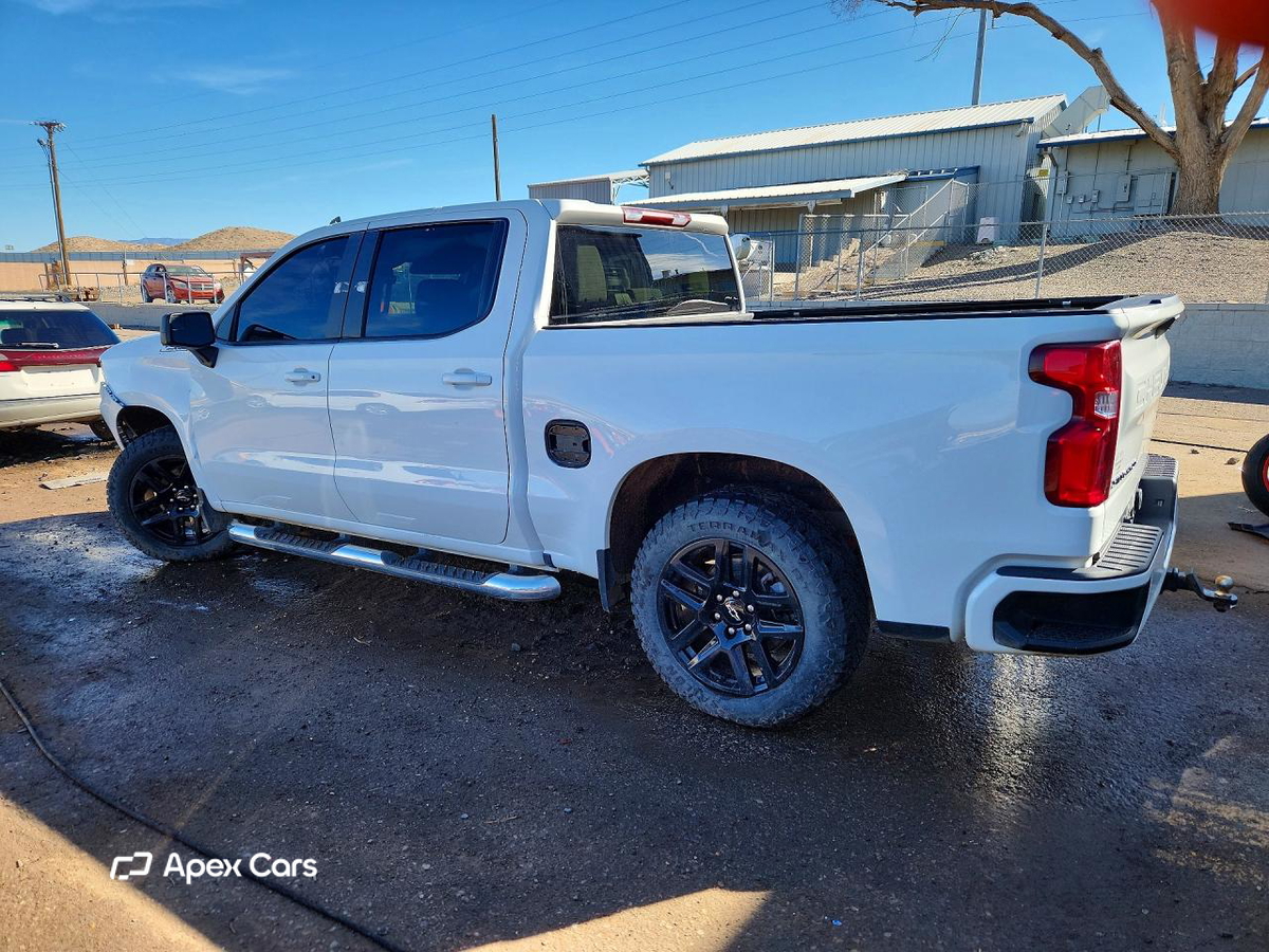 Chevrolet Silverado 2023