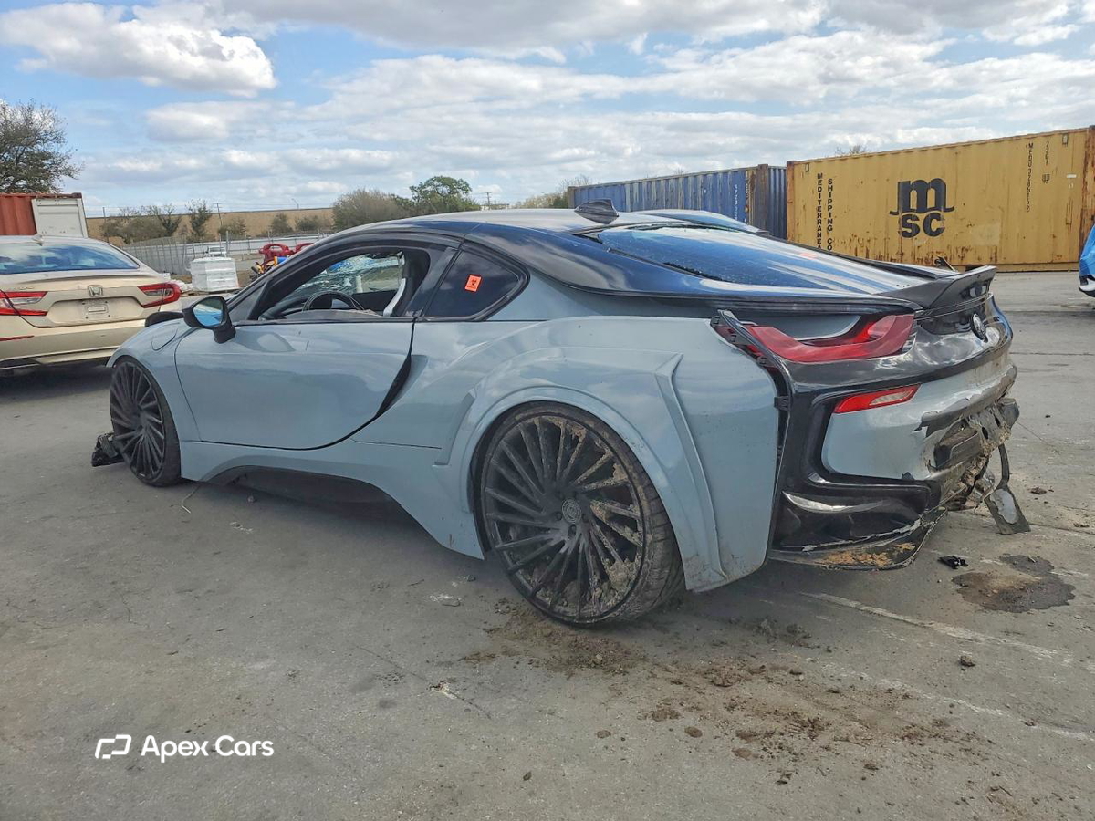 BMW i8 2017