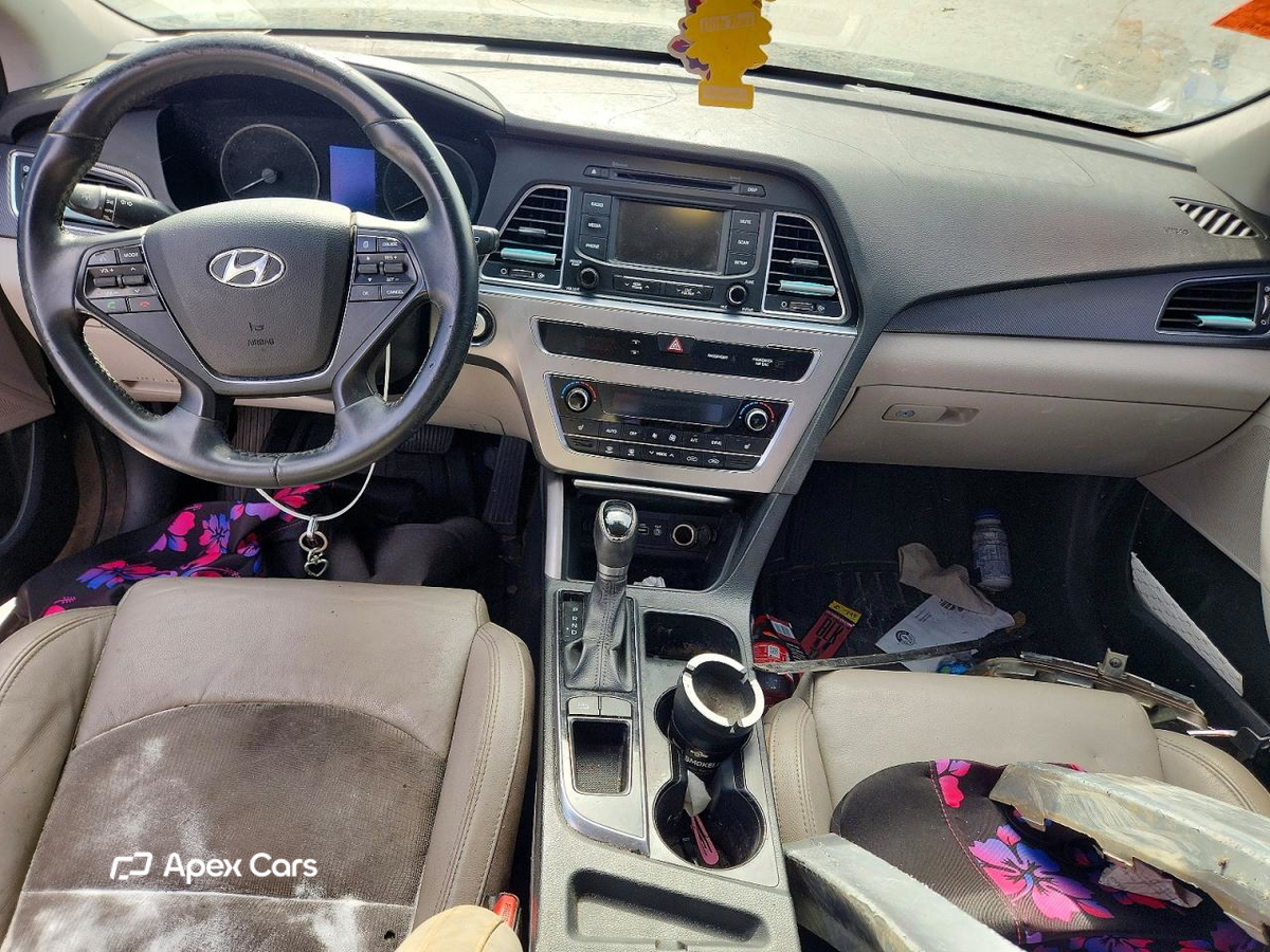 Hyundai Sonata 2015