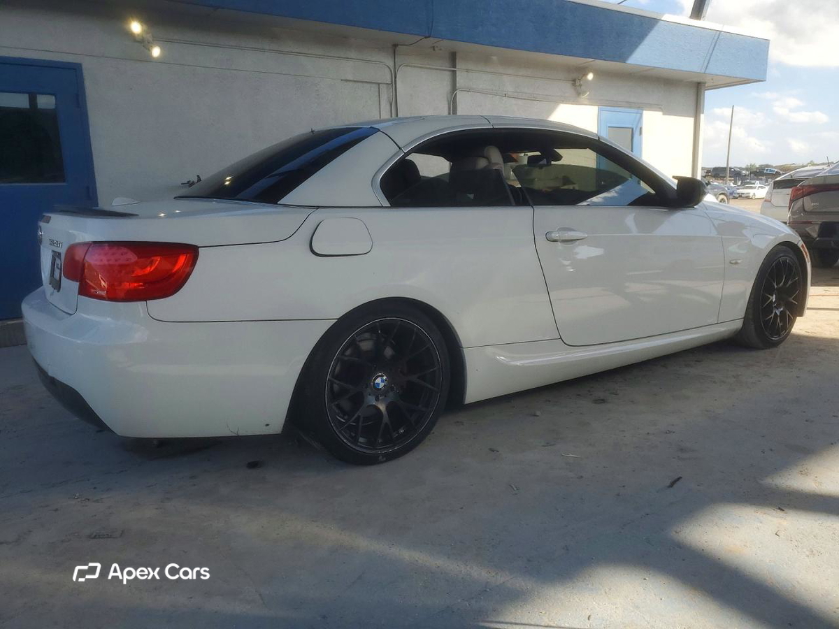 BMW Series 3 2012
