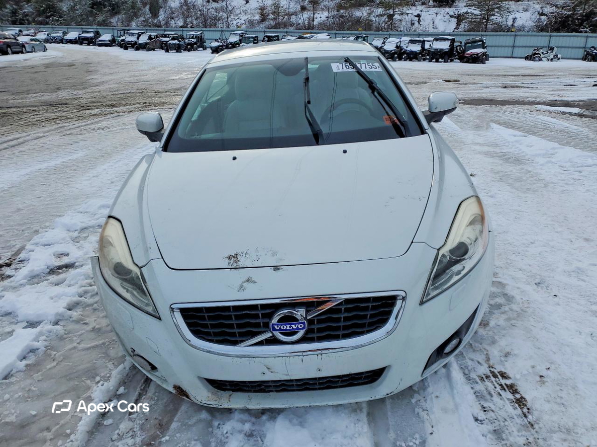 Volvo C70 2013