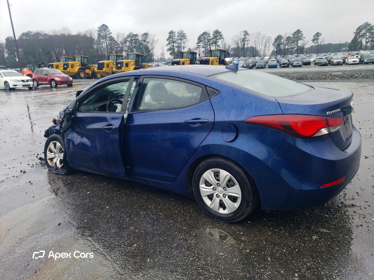 Hyundai Elantra 2016