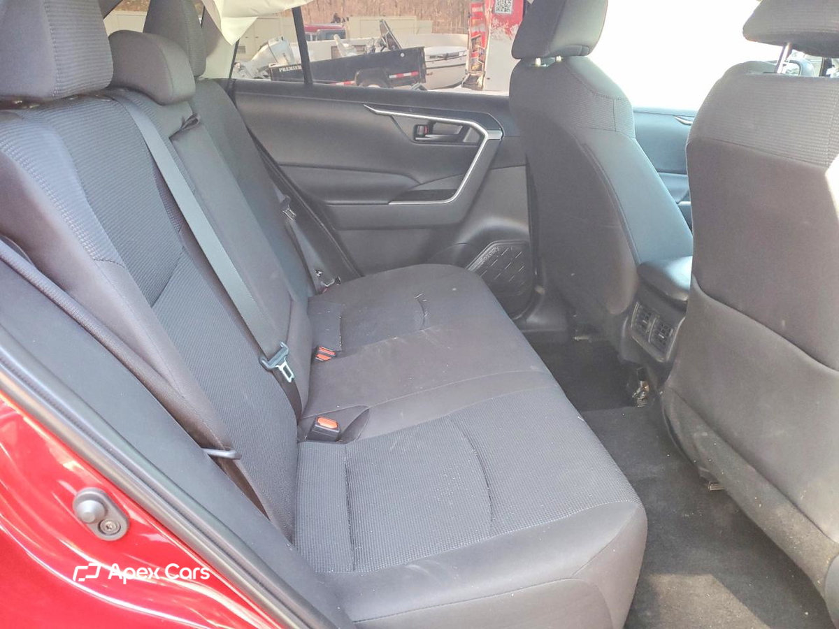 Toyota RAV 4 2025