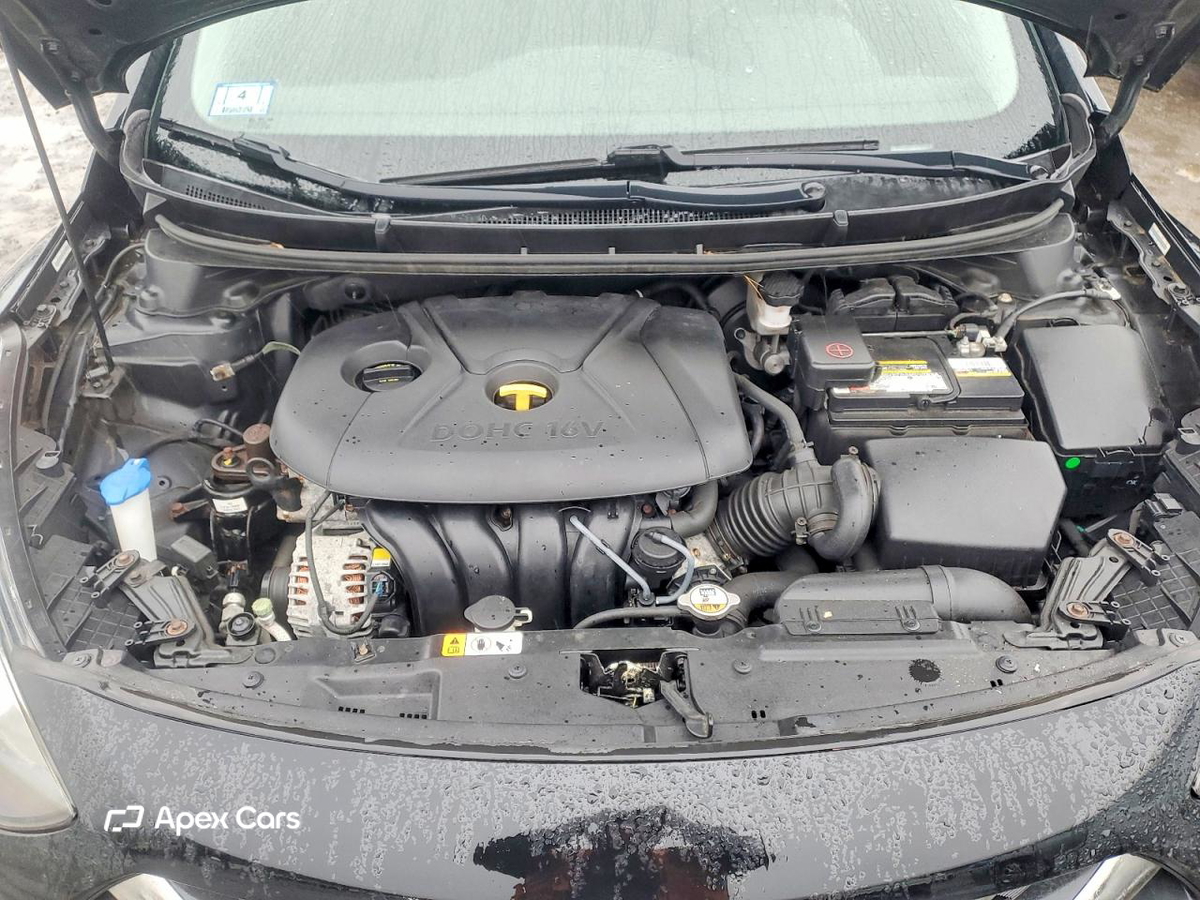 Hyundai Elantra 2013