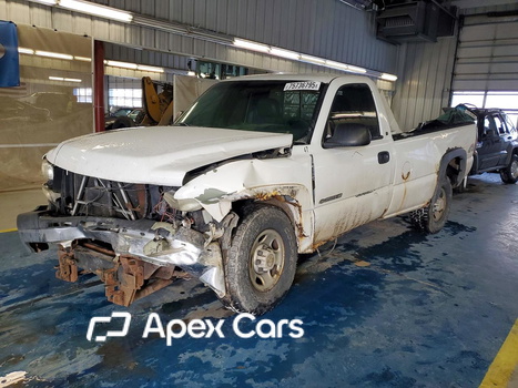 Chevrolet Silverado 2002 - Image 1 of 13