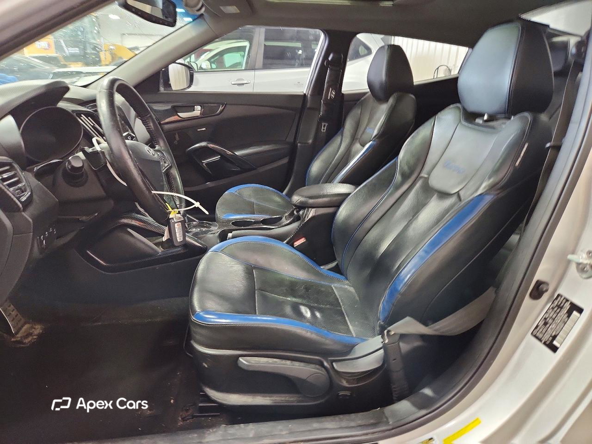 Hyundai Veloster 2013