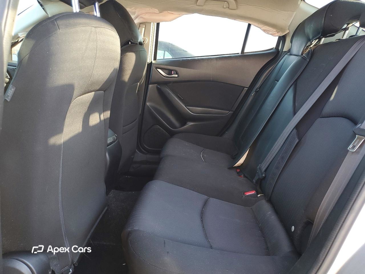 Mazda 3 2015