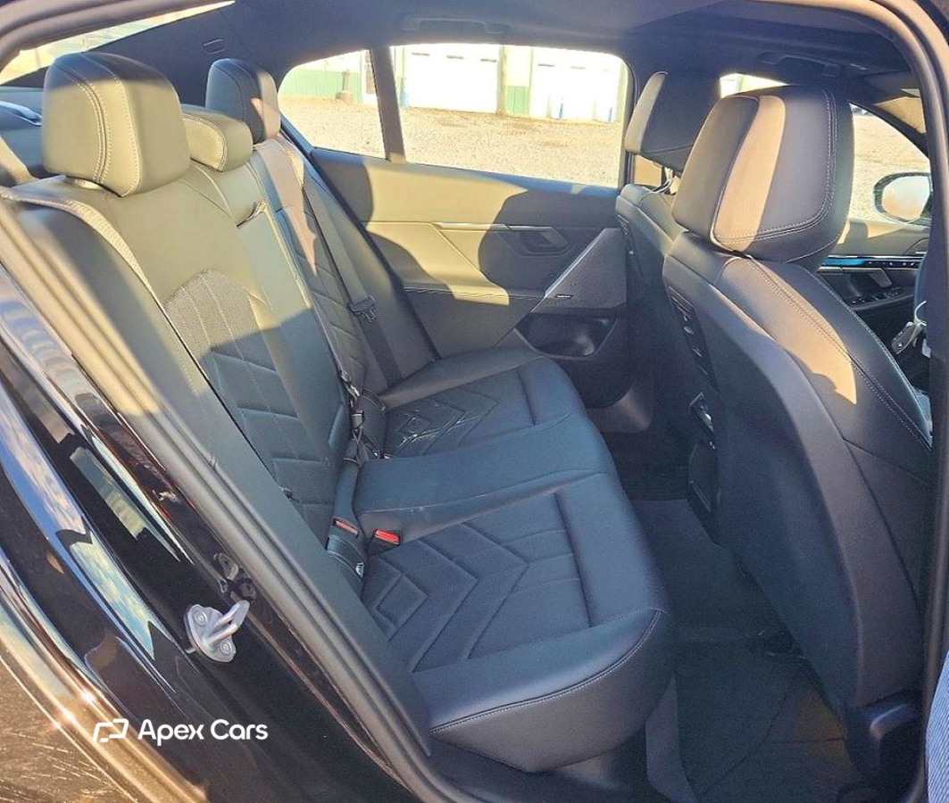 BMW i5 2024