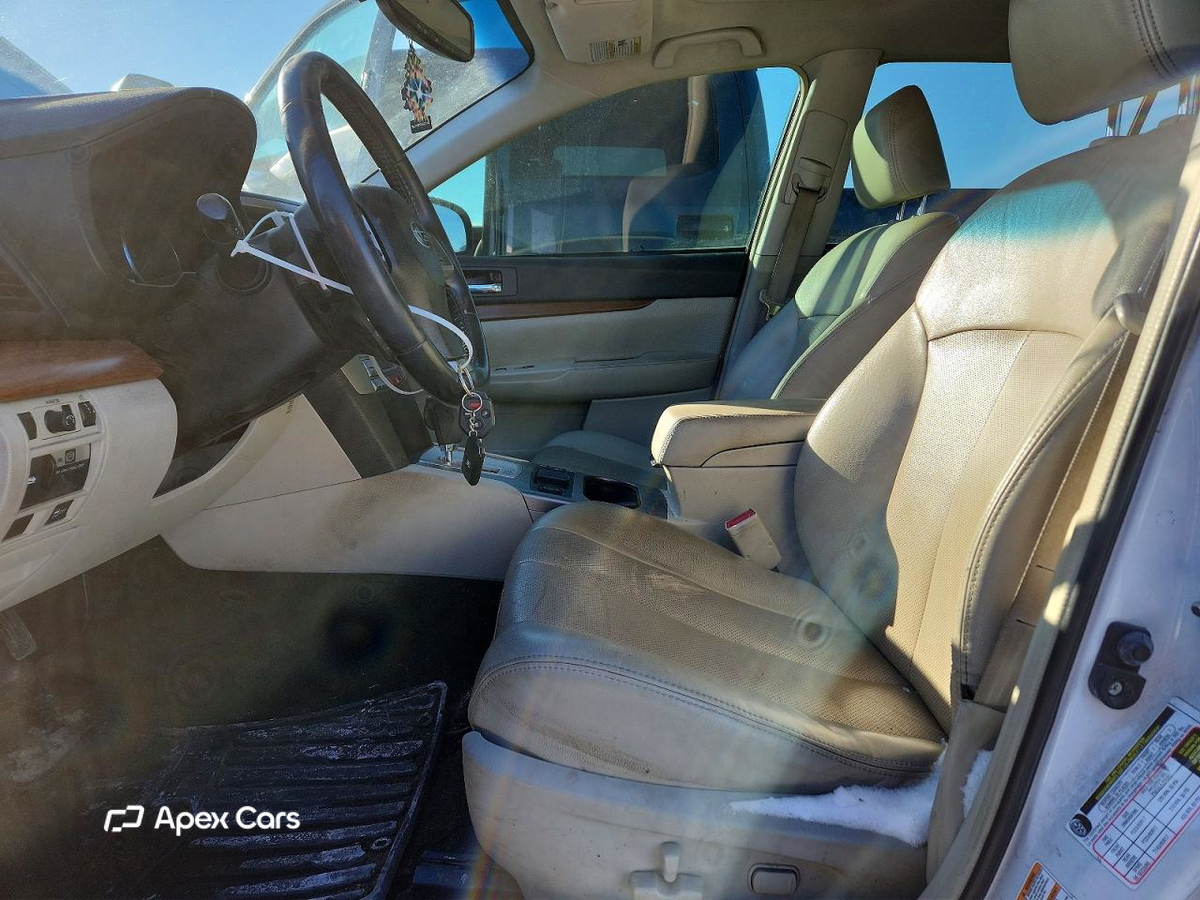 Subaru Outback 2014