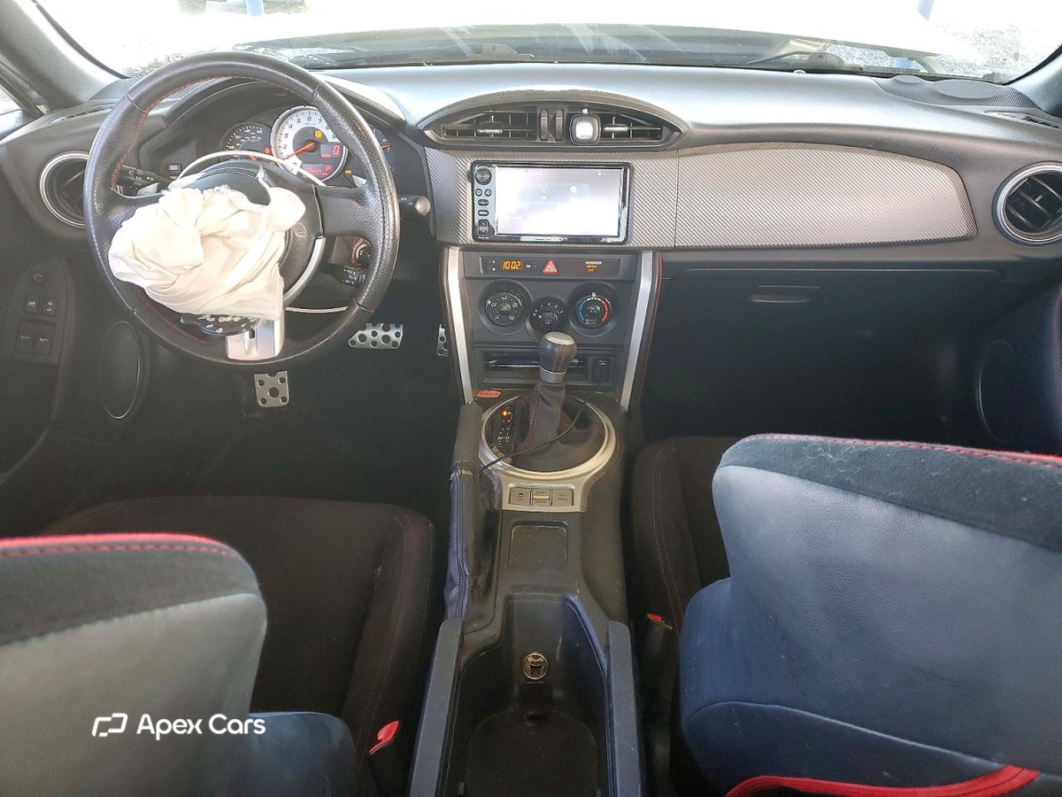 Toyota  2016