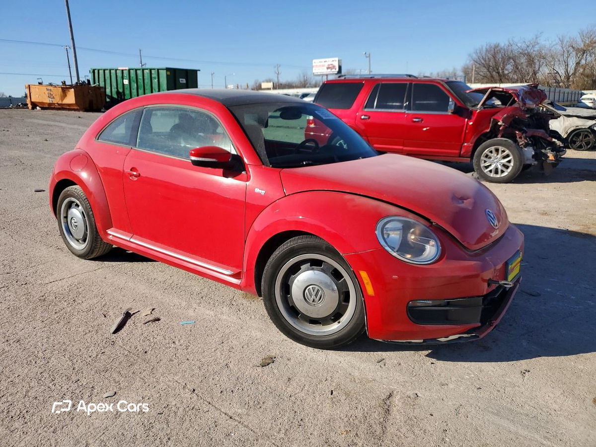 Volkswagen Beetle 2013