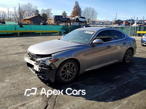Alfa Romeo Giulia 2019 - Zdjęcie 1 z 12