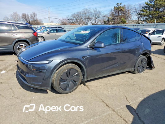 Tesla Model Y 2026 - Image 1 of 13