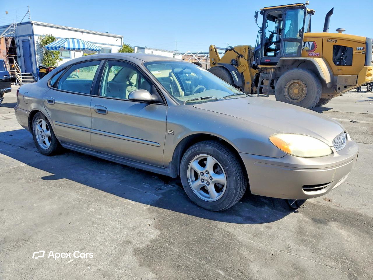Ford Taurus 2004