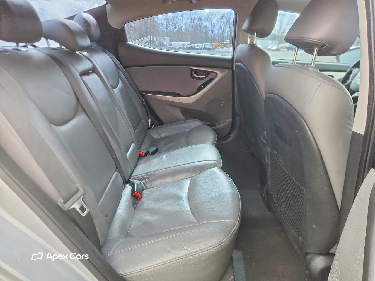 Hyundai Elantra 2013