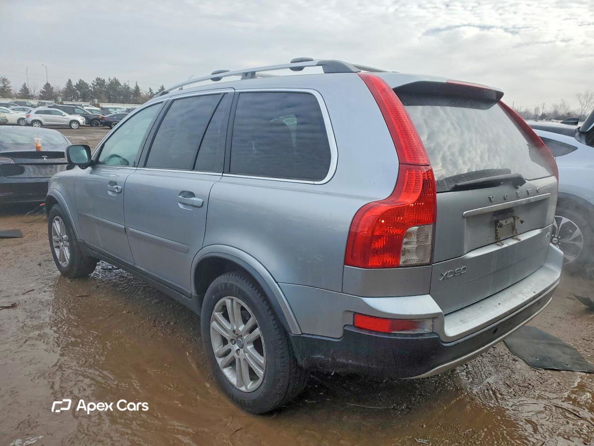 Volvo XC90 2011