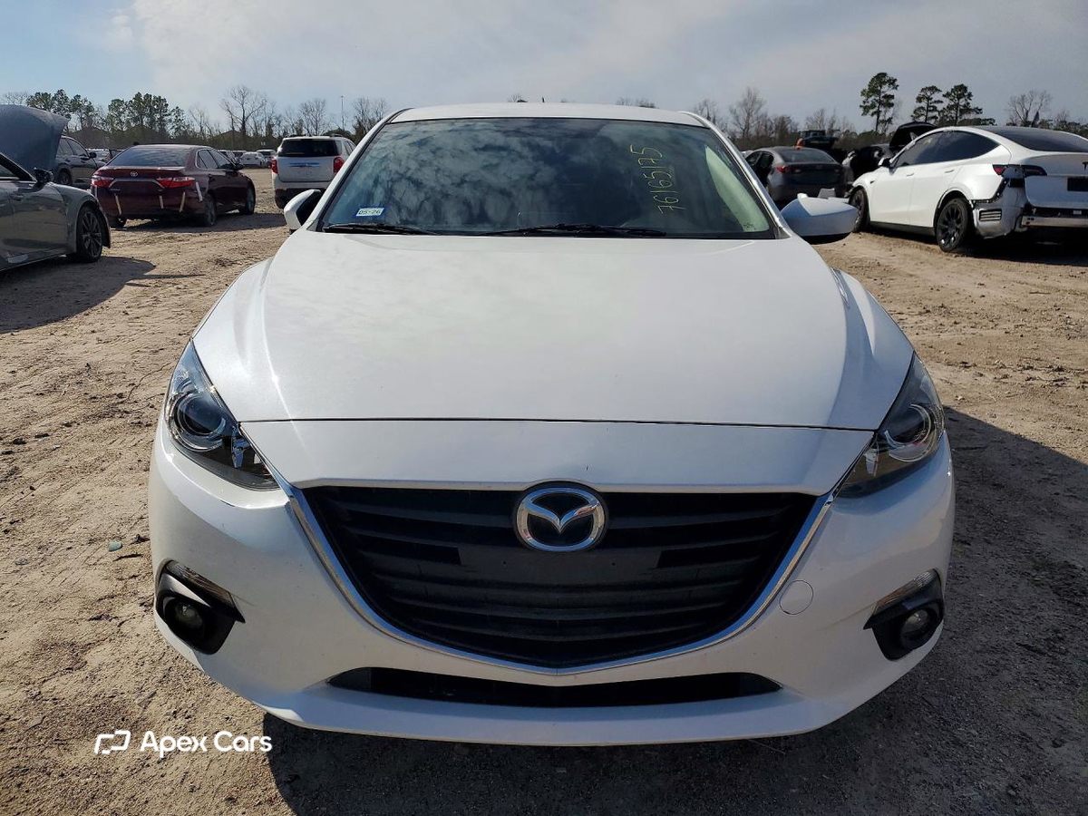 Mazda 3 2015