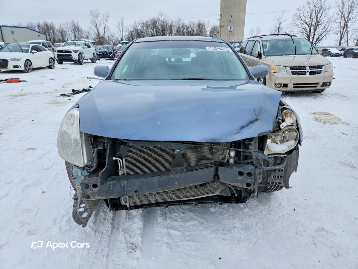 Nissan Altima 2011