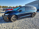 Chrysler Pacifica 2022