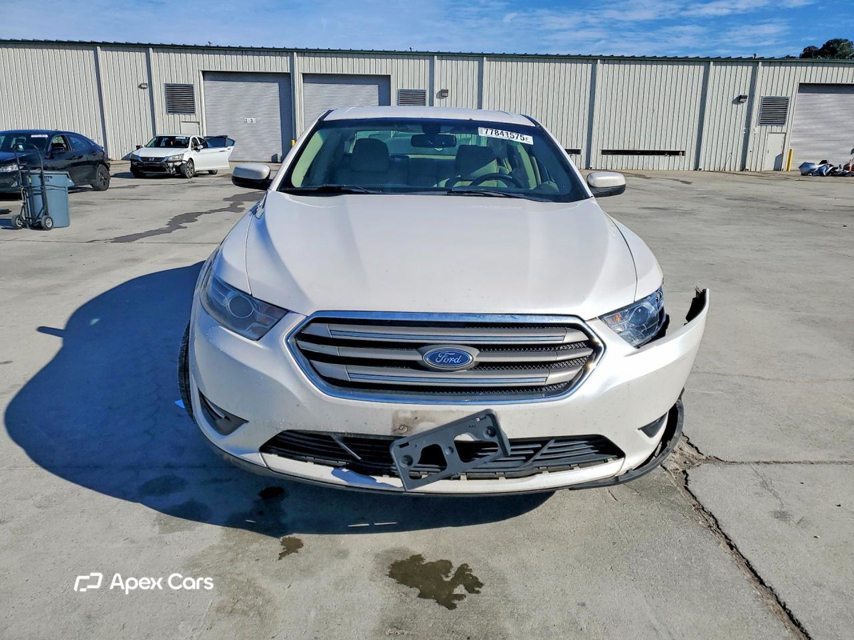 Ford Taurus 2018