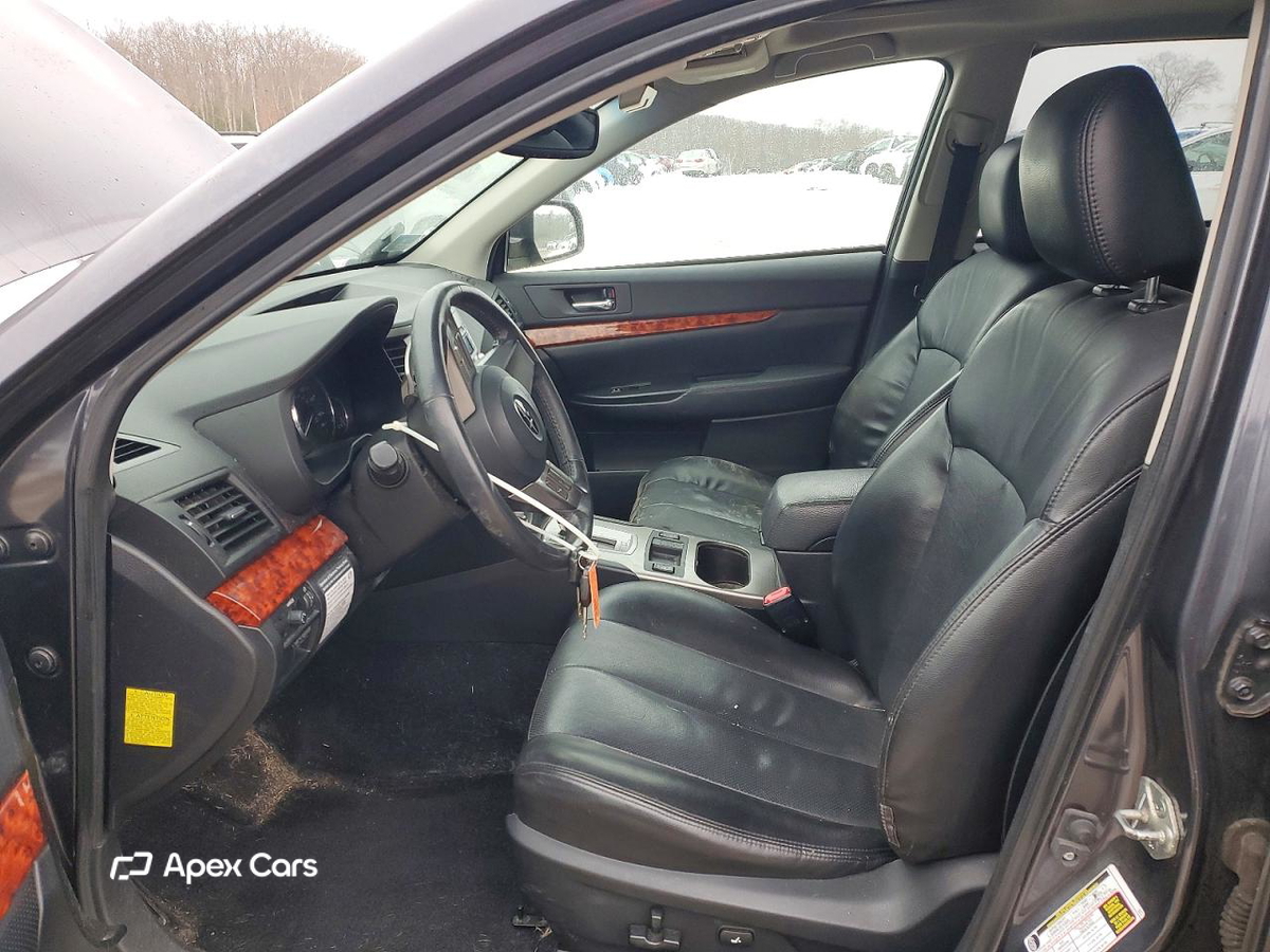 Subaru Outback 2011