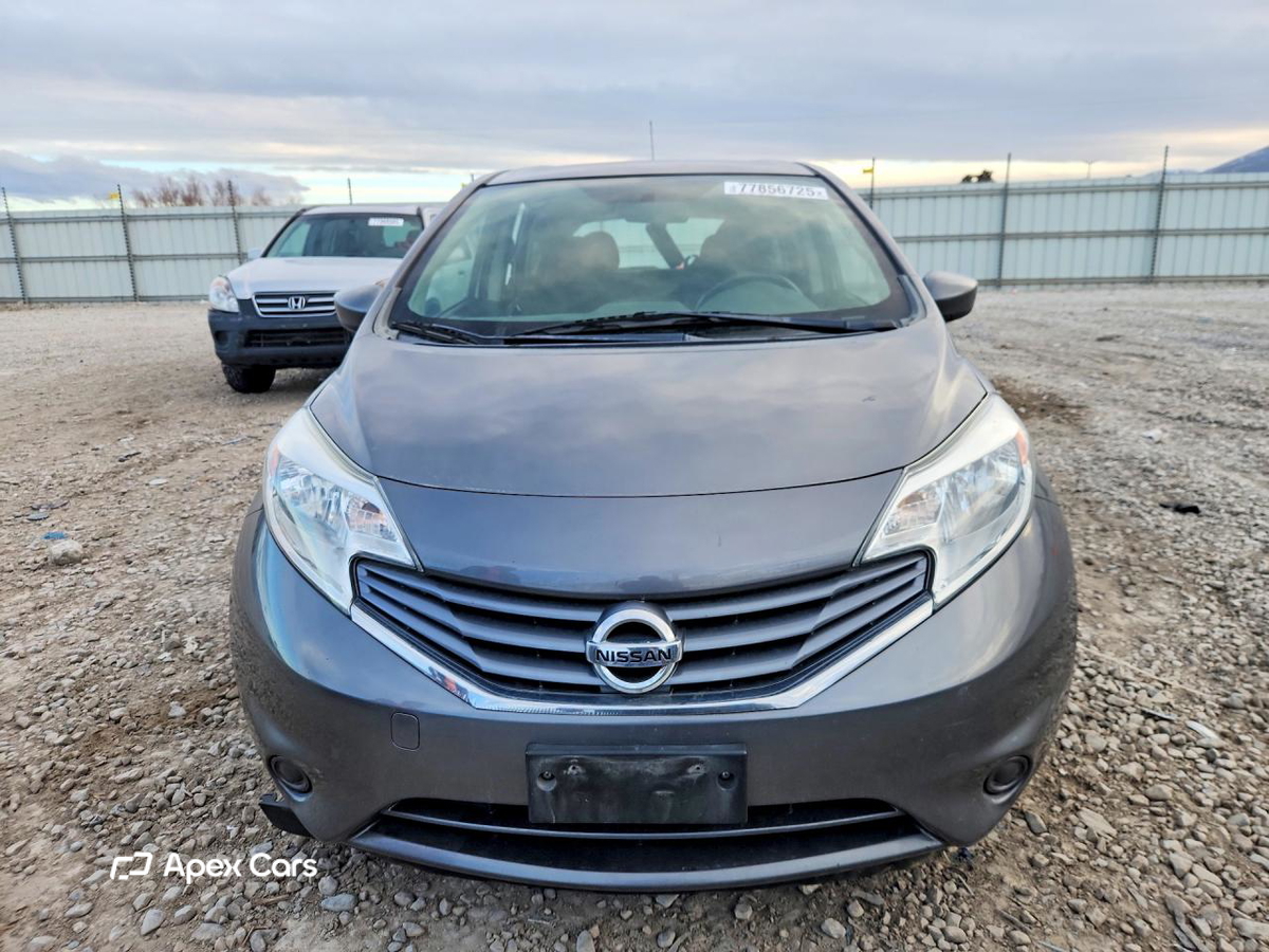 Nissan Versa 2016