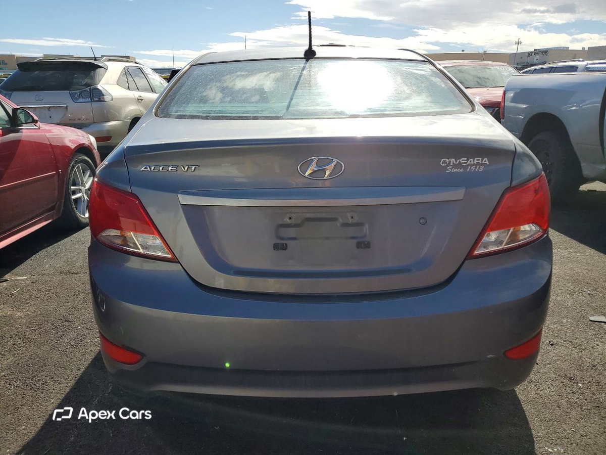 Hyundai Accent 2015