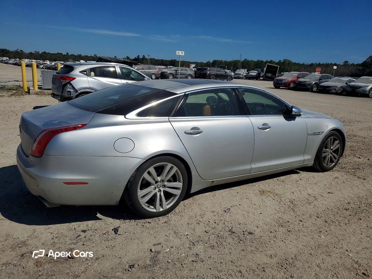 Jaguar XJ 2012