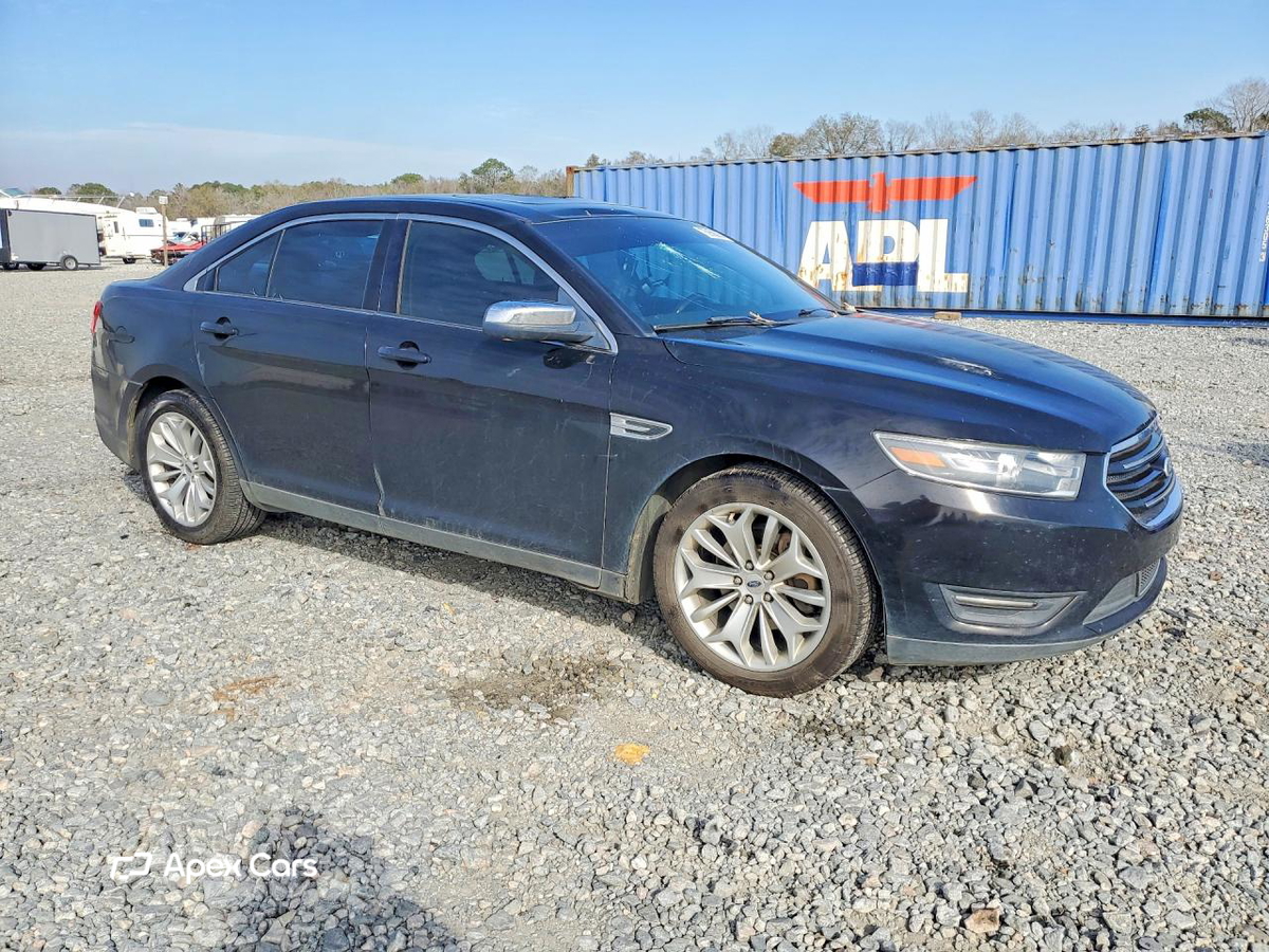 Ford Taurus 2016