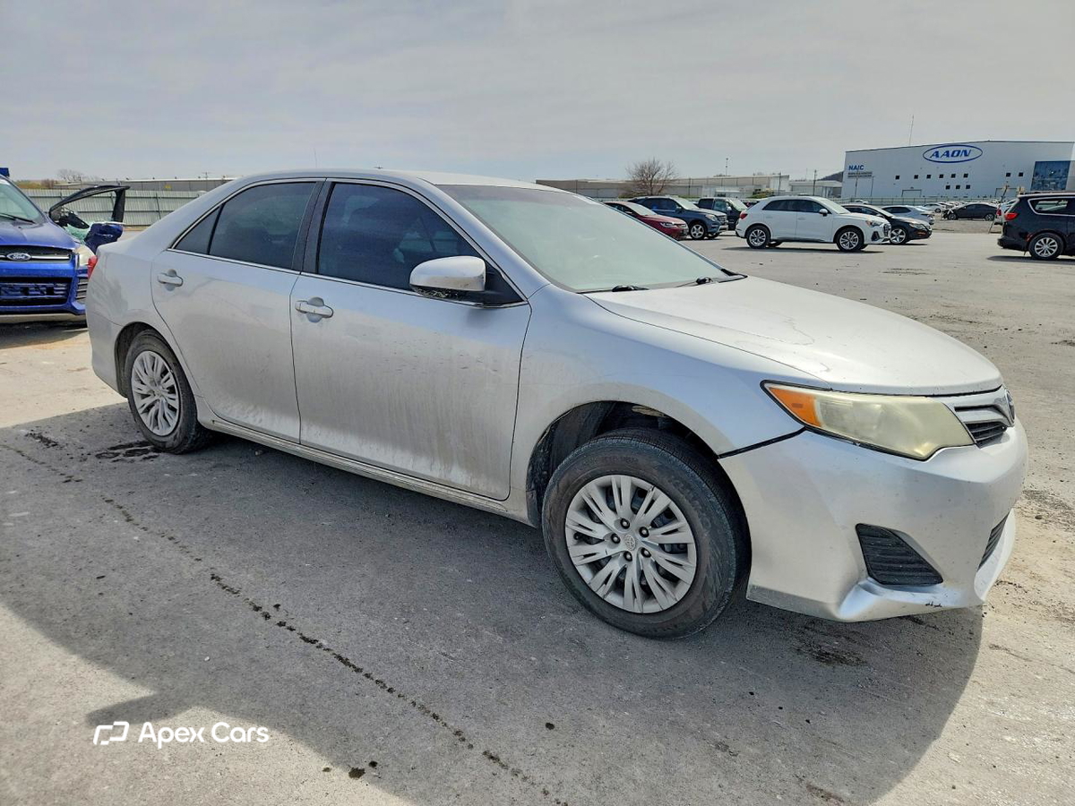 Toyota Camry 2012