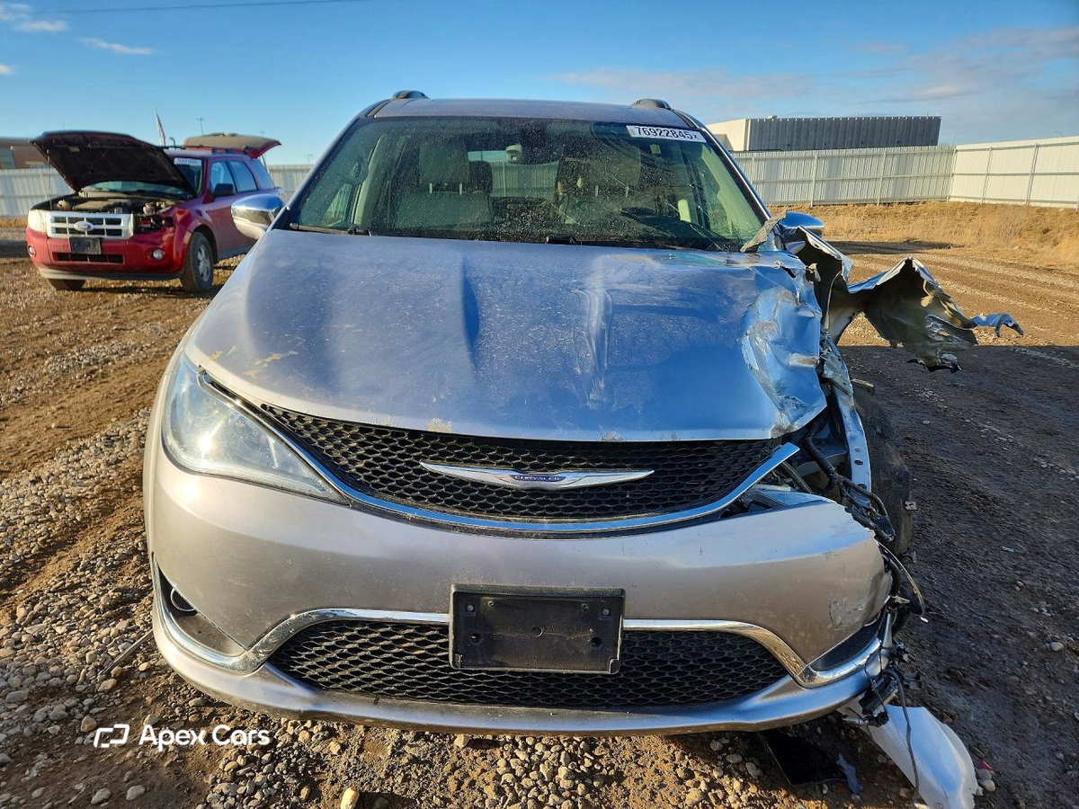 Chrysler Pacifica 2017