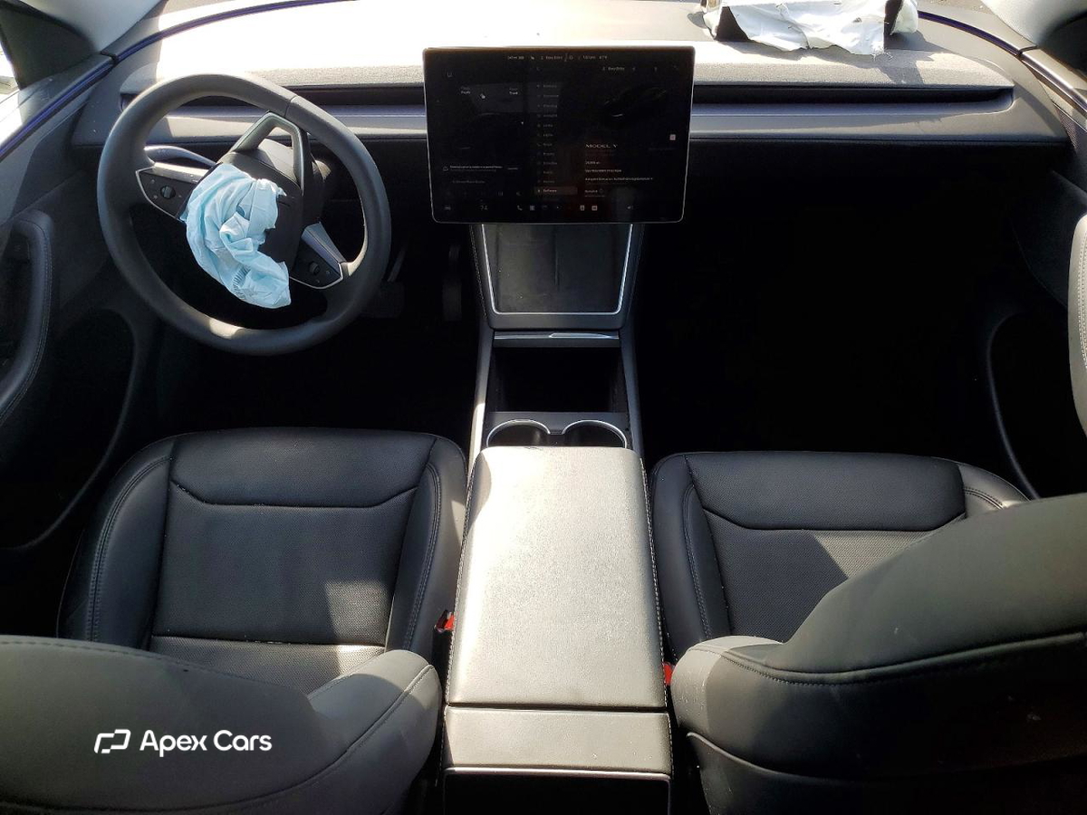 Tesla Model Y 2026