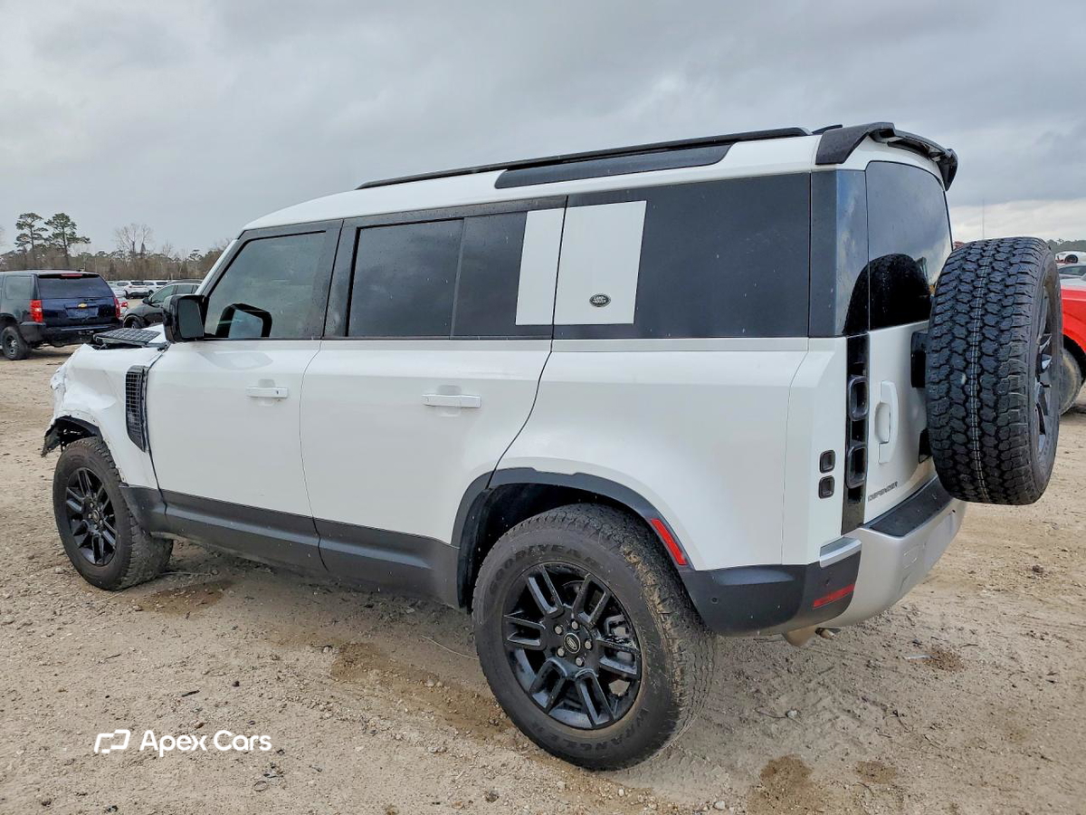 Land Rover Defender 2023