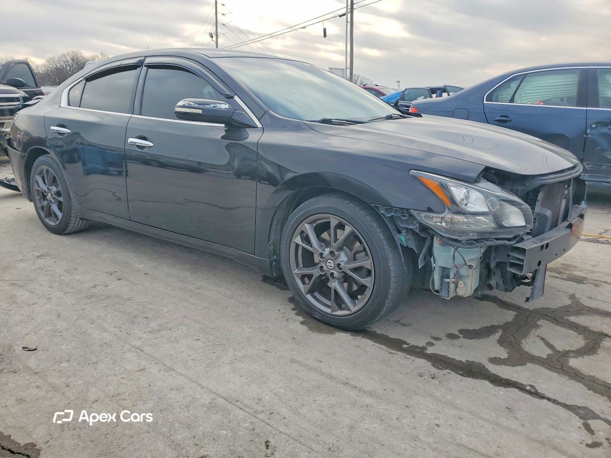 Nissan Maxima 2014