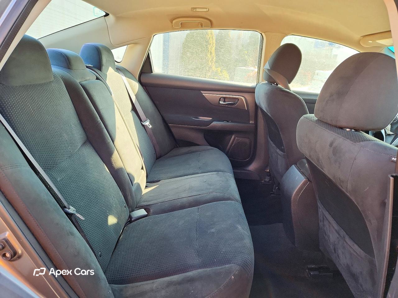 Nissan Altima 2015