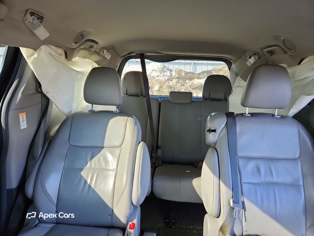Toyota Sienna 2015