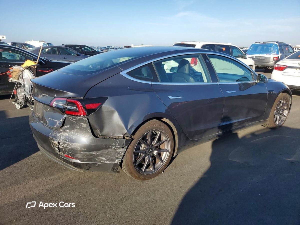 Tesla Model 3 2018