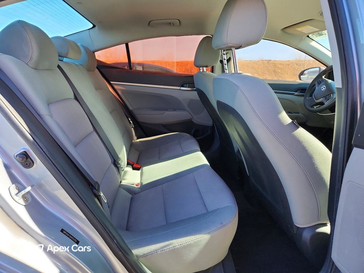 Hyundai Elantra 2017