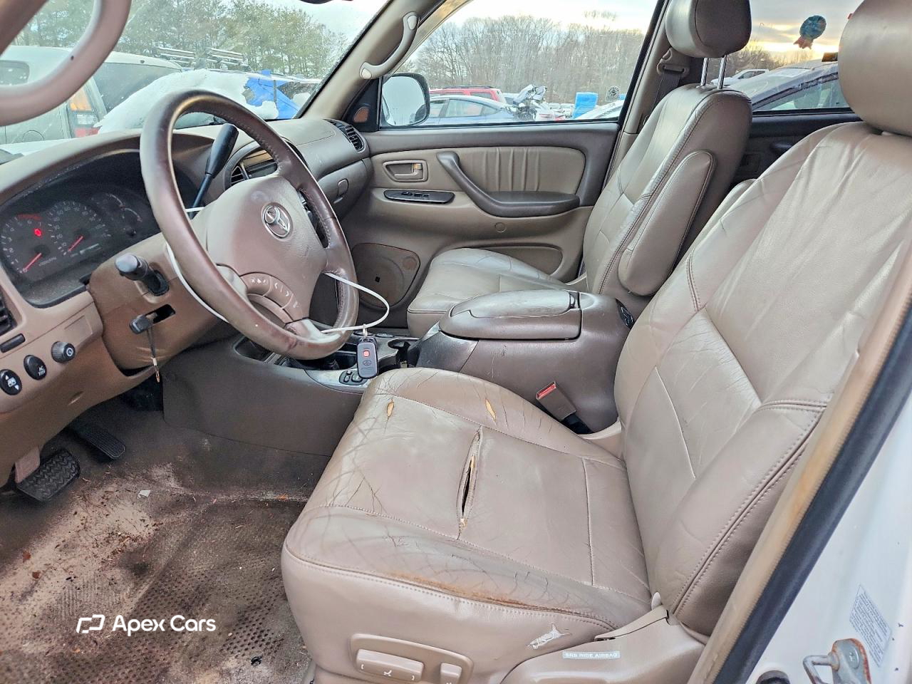 Toyota Sequoia 2004