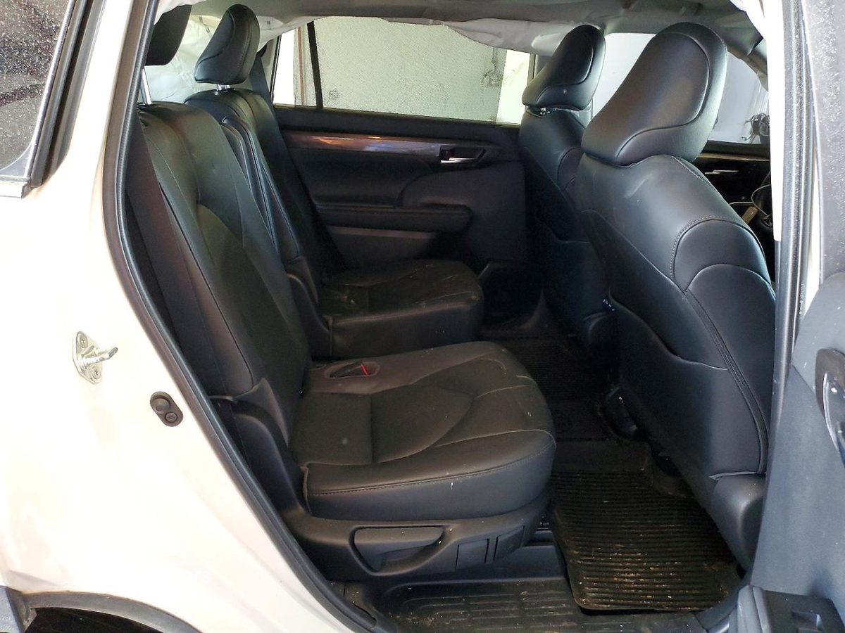 Toyota Highlander 2020
