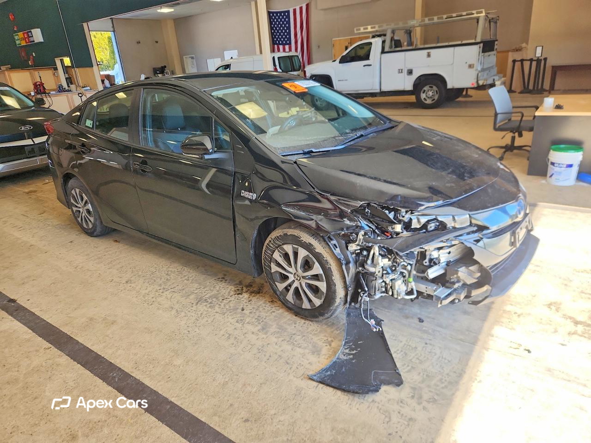 Toyota Prius 2021
