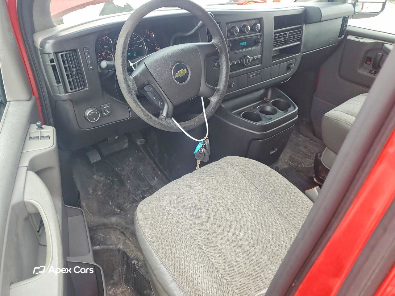 Chevrolet Express 2013
