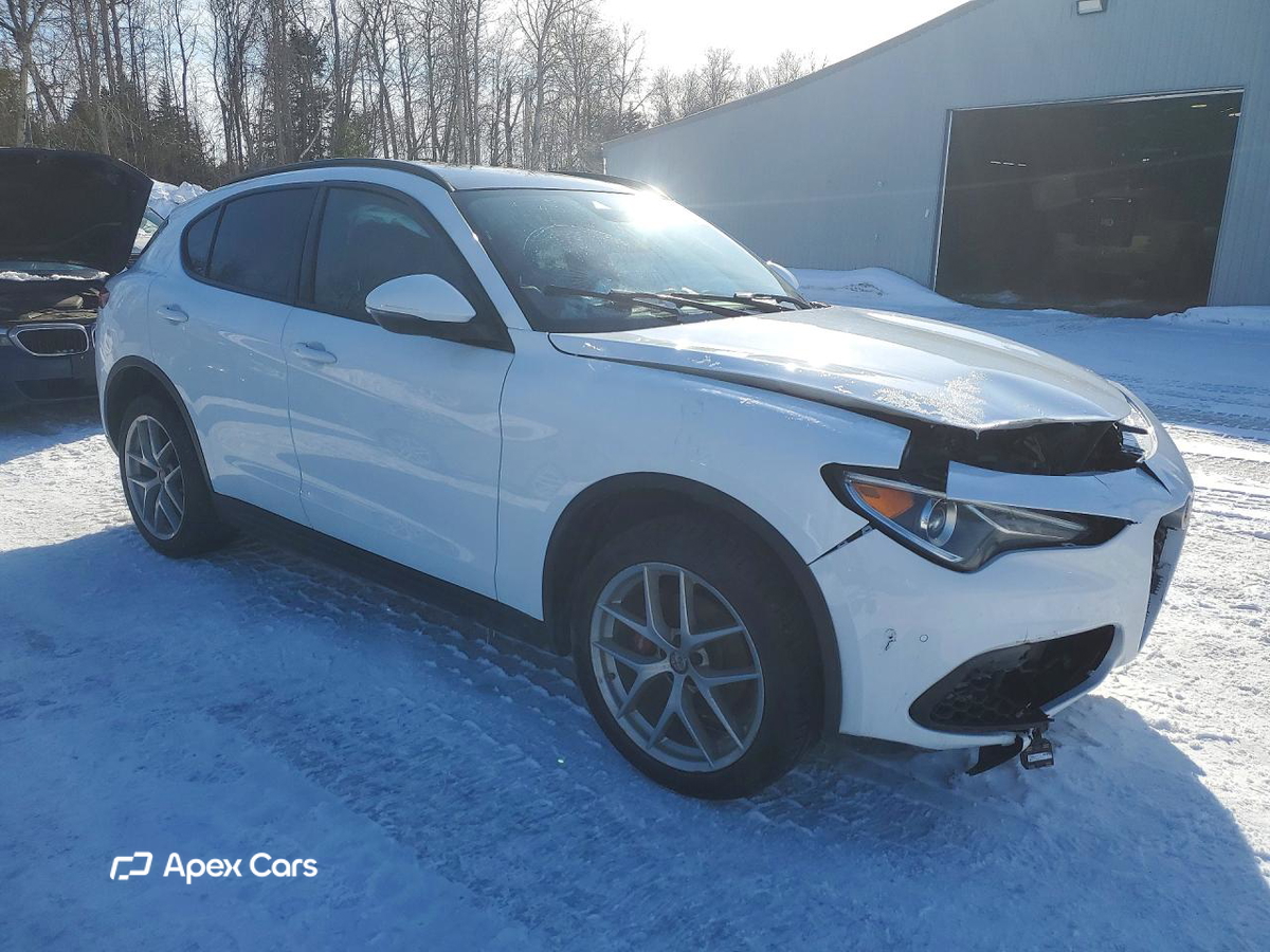 Alfa Romeo Stelvio 2018