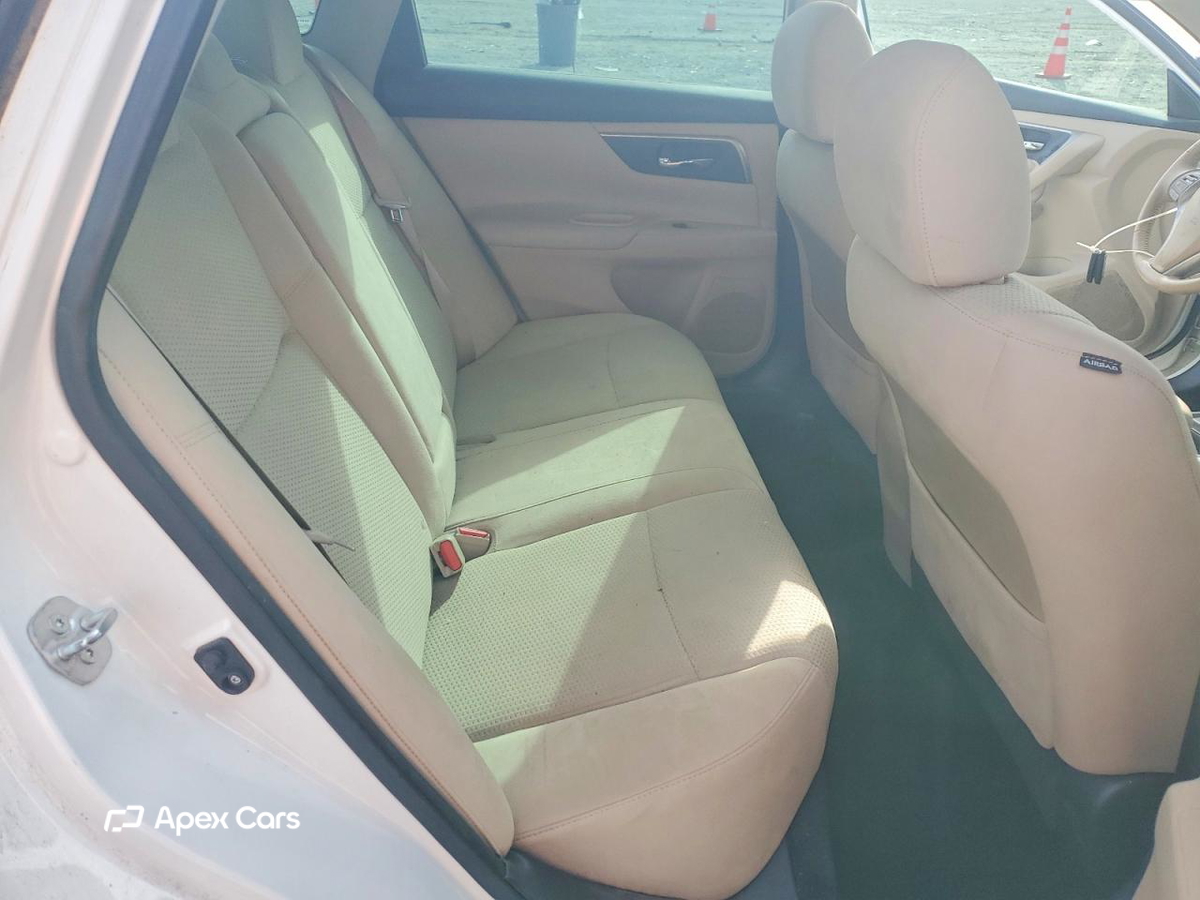 Nissan Altima 2015