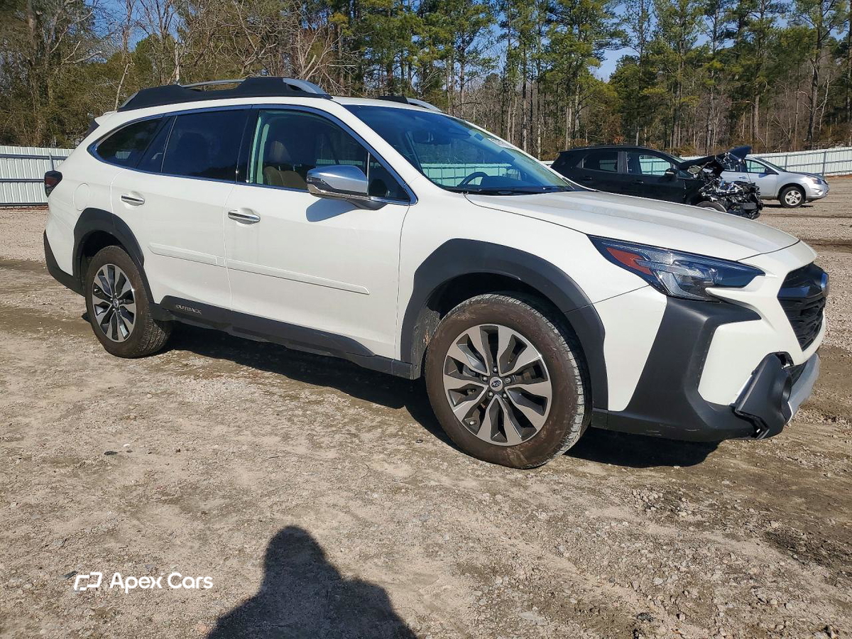 Subaru Outback 2024
