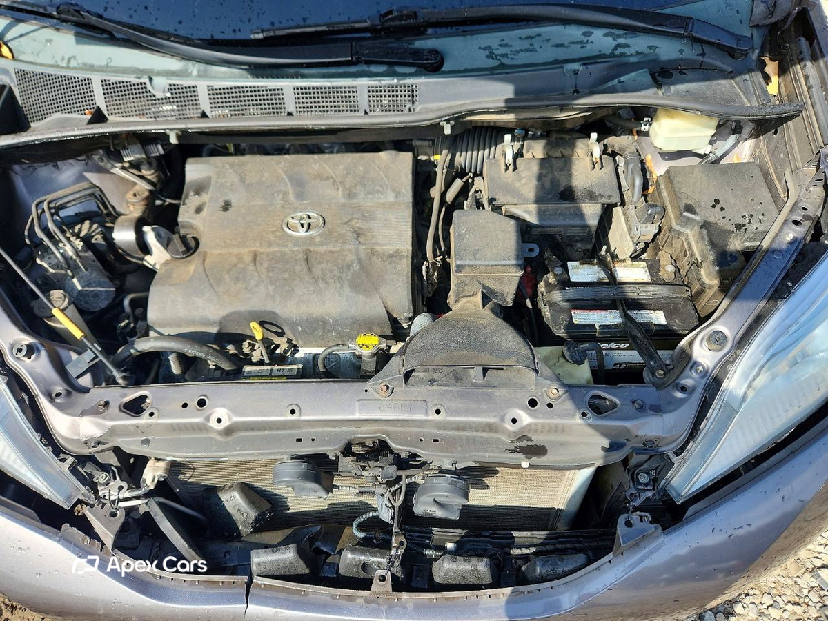 Toyota Sienna 2015