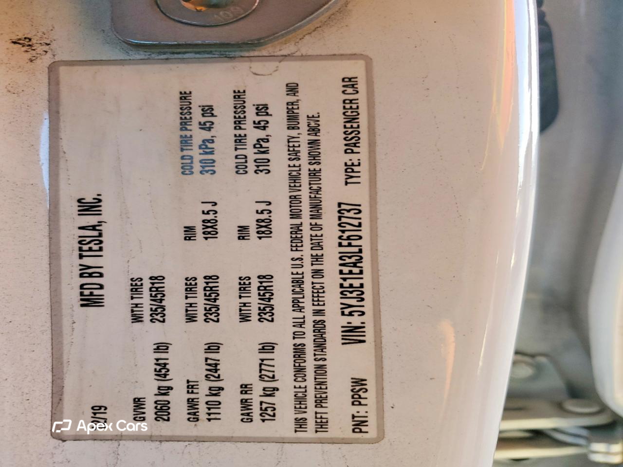Tesla Model 3 2020