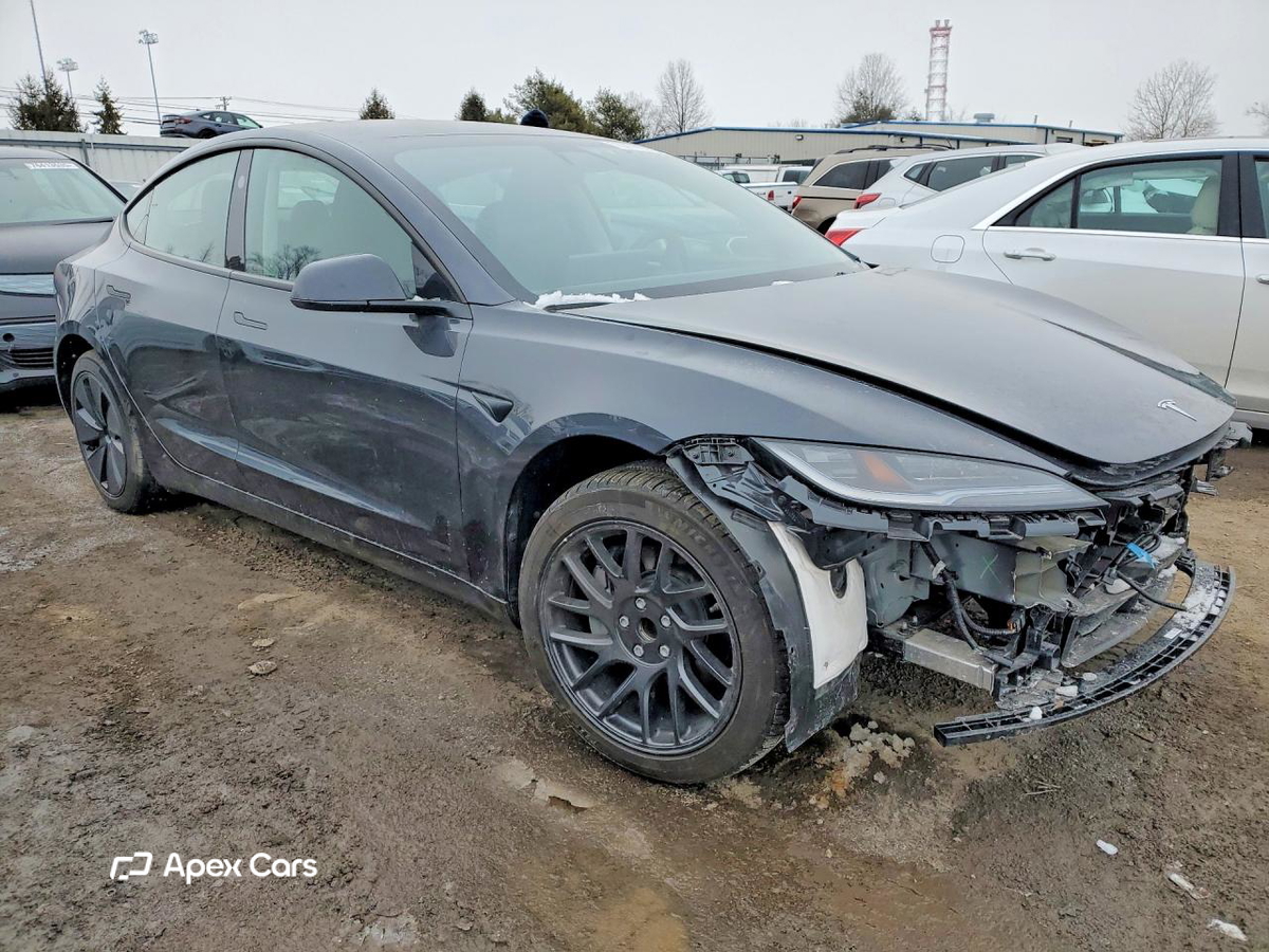 Tesla Model 3 2025