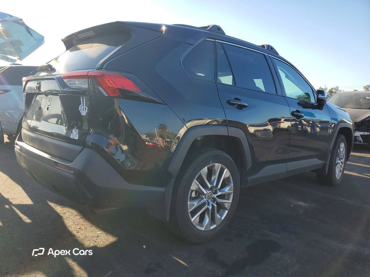 Toyota RAV 4 2024
